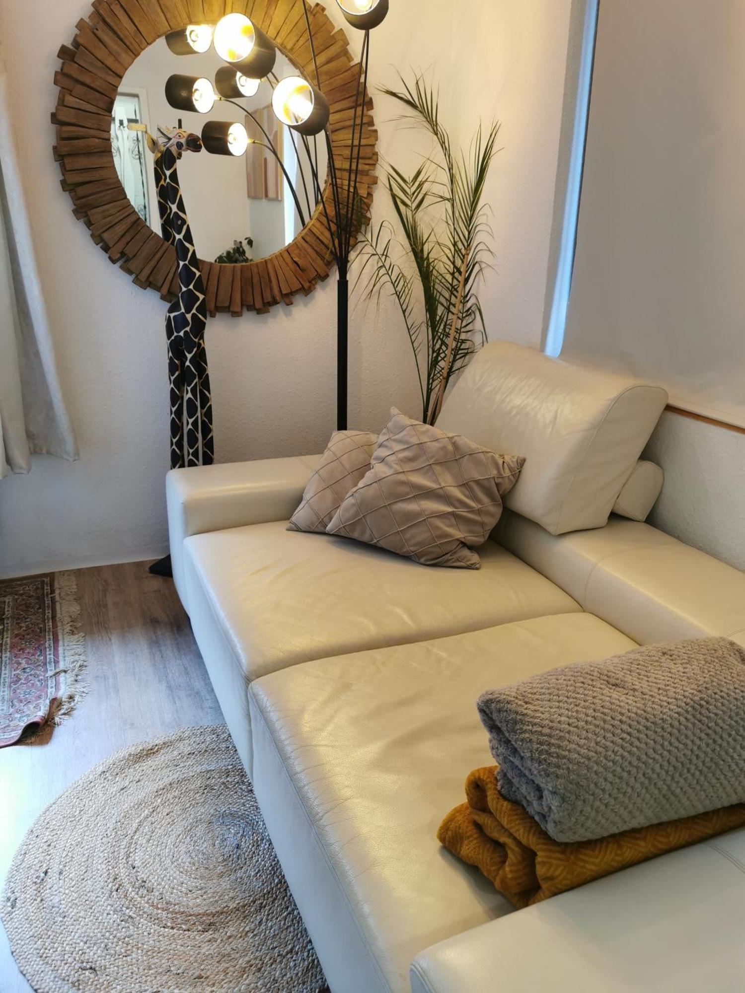 Guenstige, Schoene Ferienwohnung Im Wanderparadies ヴェルニゲローデ エクステリア 写真